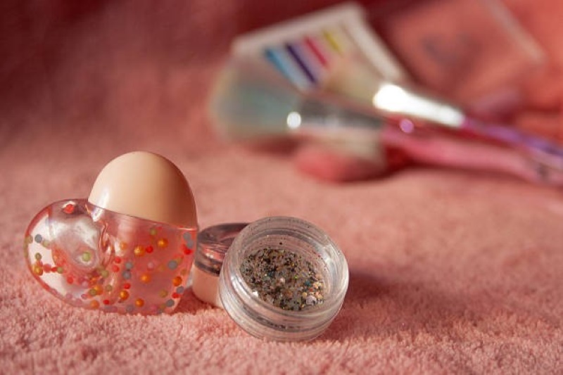 biodegradable makeup glitters