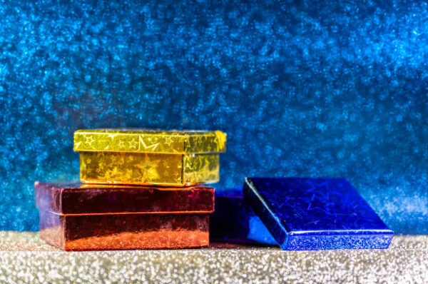 Biodegradable Glitter in Holiday Packaging